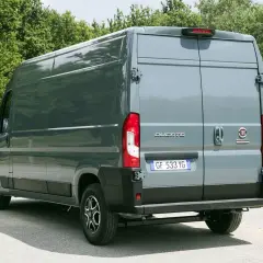 Fiat Ducato: Jaki silnik wybrać? Uniknij kosztownych pomyłek!