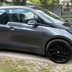 BMW i3 używane: czy warto kupić elektrycznego pioniera w 2026?