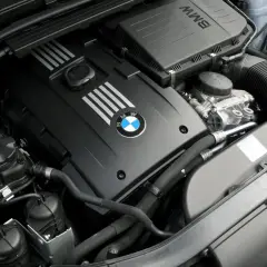 Jaki silnik do BMW E90? Wybierz mądrze i uniknij pułapek!