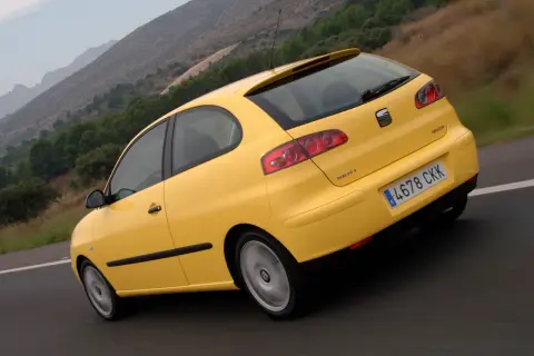 Seat Ibiza: Ile płynu chłodniczego i jaki wybrać? Poradnik