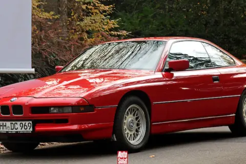 BMW 750iL V12: Youngtimer z V12 inwestycja czy skarbonka?
