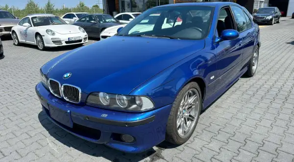BMW E39 M5: Ostatni analogowy V8. Przewodnik i porady zakupowe.