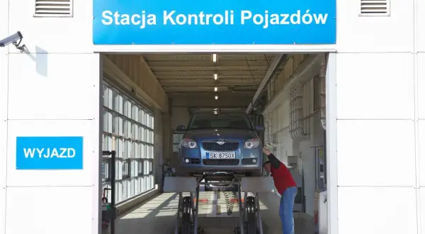 Przegląd auta 2026: Koszty, mandaty i jak zdać za pierwszym razem?