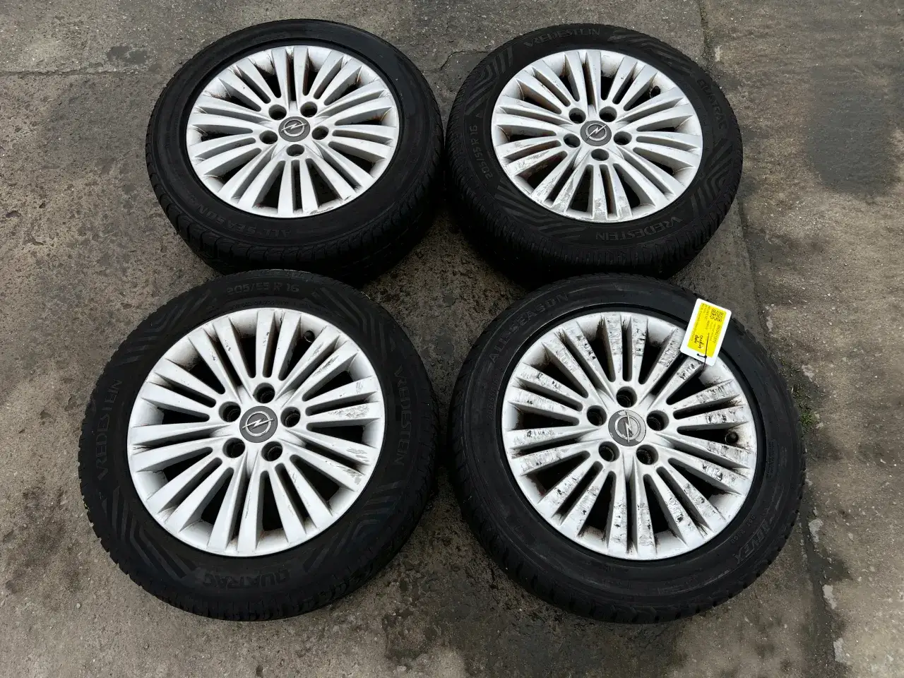 tabliczka znamionowa Opel Vectra C opony
