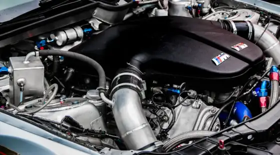 Zatarty silnik BMW - objawy, diagnostyka i koszty naprawy