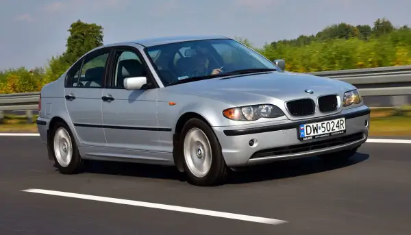 BMW E46: Dane techniczne, silniki, wymiary i typowe usterki czy warto?